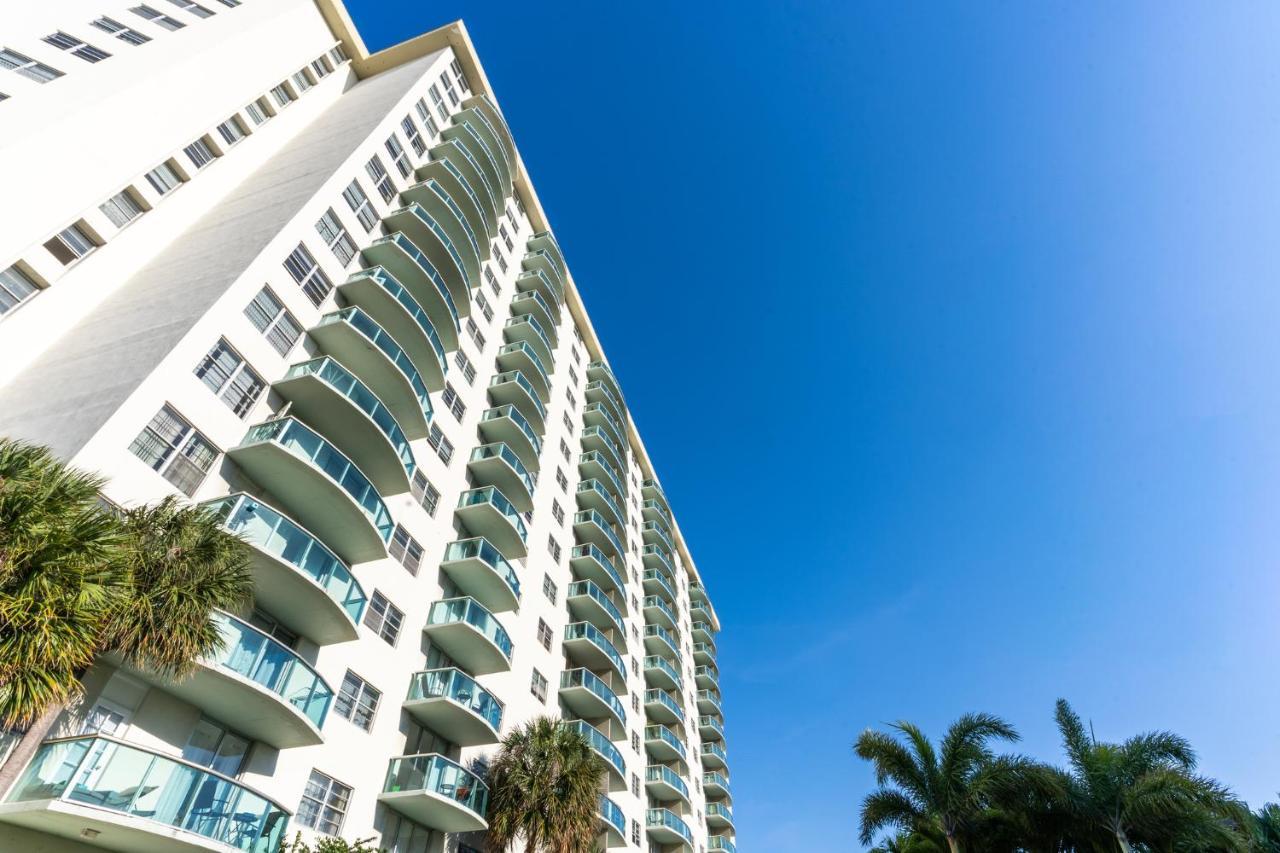 מיאמי ביץ' Sunny Isles Ocean Reserve Condo Apartments מראה חיצוני תמונה